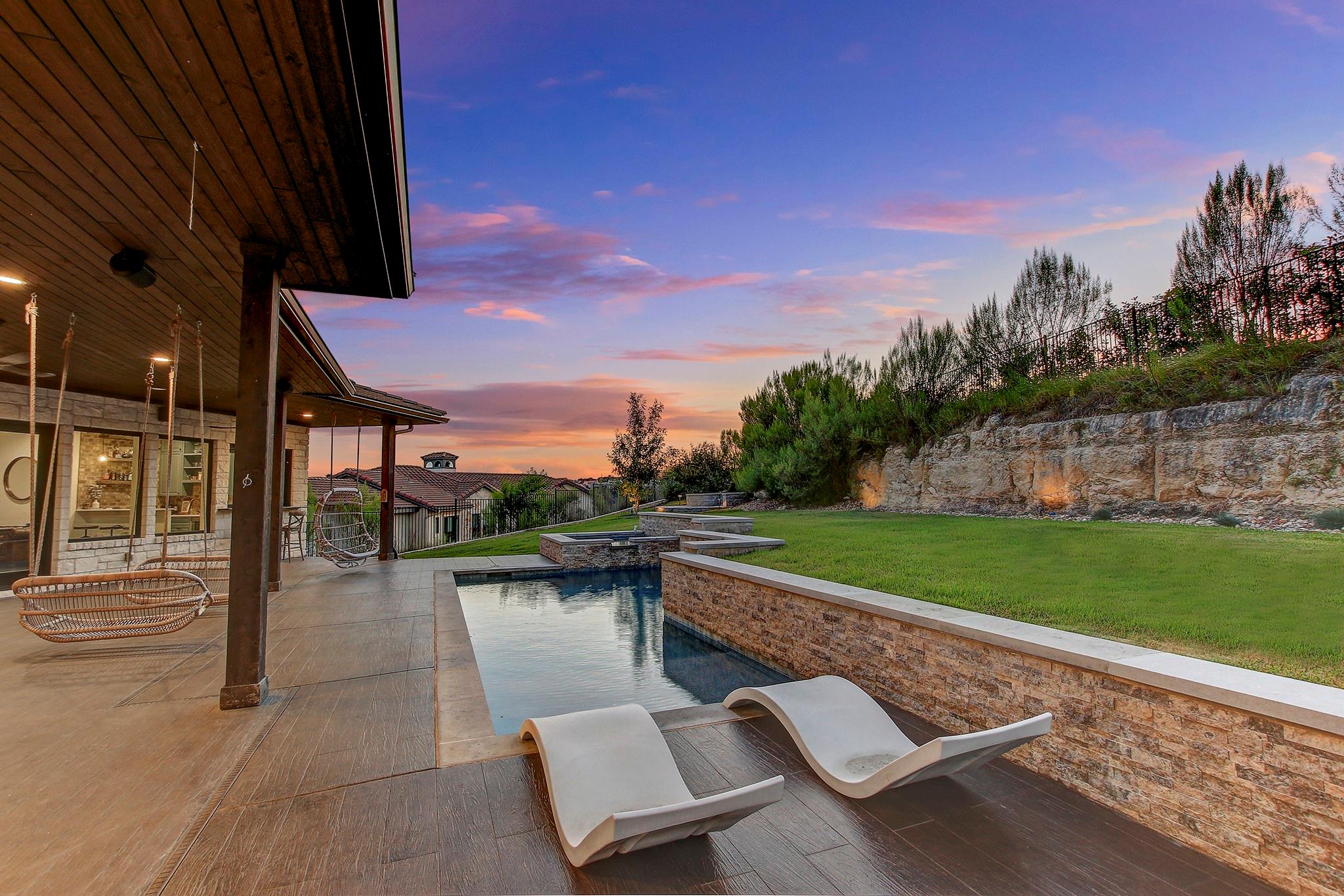102 Canyon Turn Trail Austin TX 78734