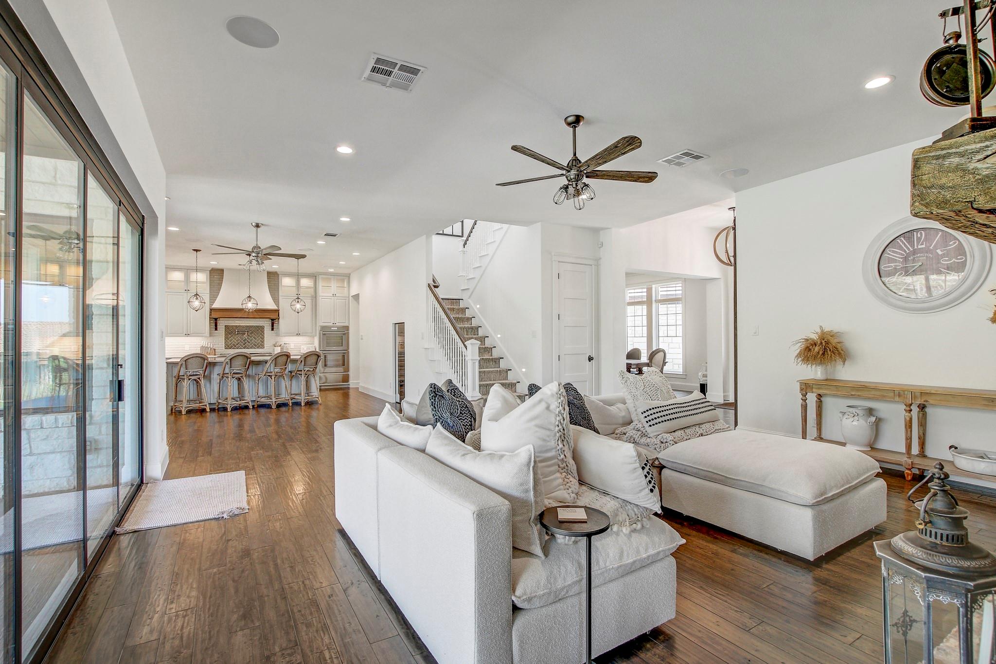 102 Canyon Turn Trail Austin TX 78734