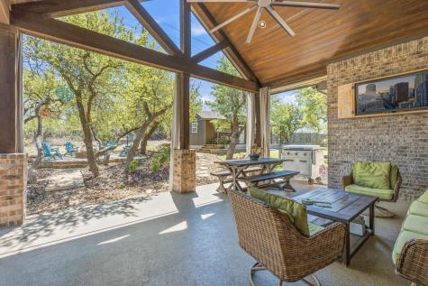 238 Jenn Cove Dripping Springs TX 78620