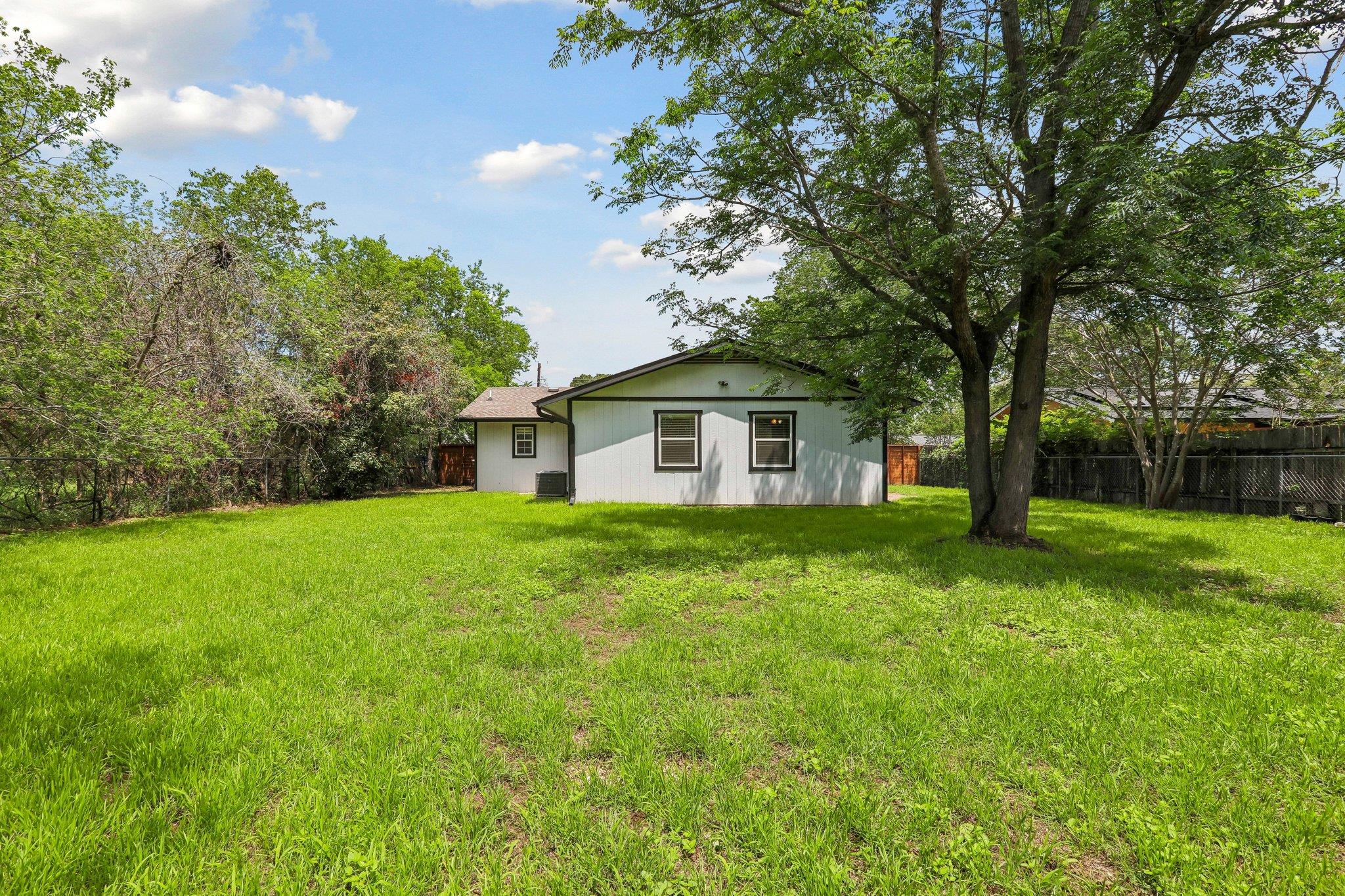 407 Magnolia Street Bastrop TX 78602