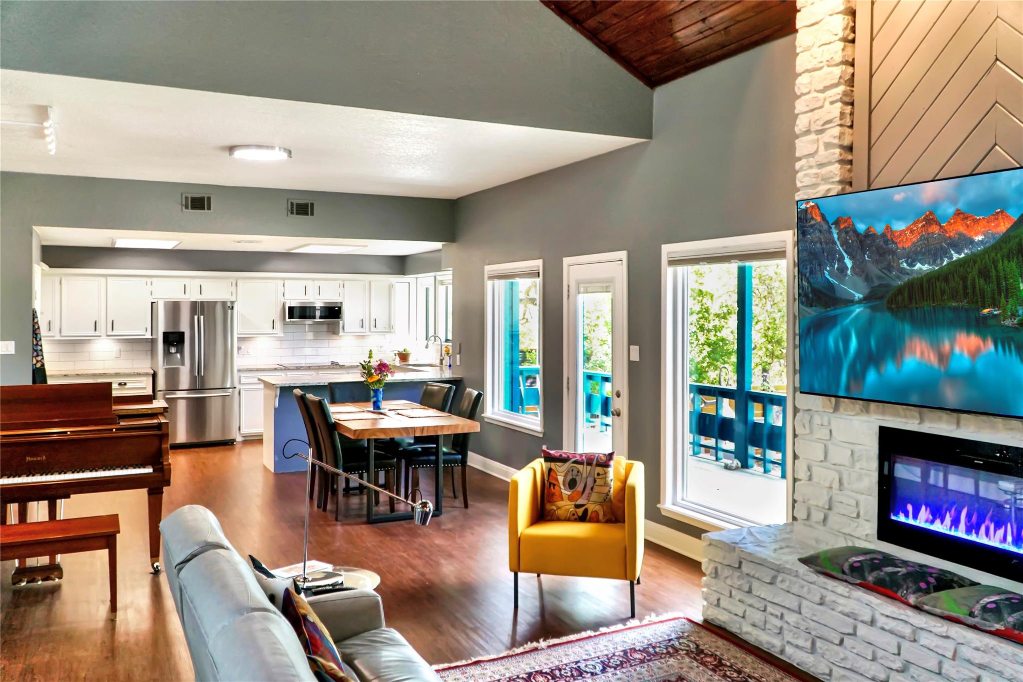 66 Woodcreek Drive Wimberley TX 78676