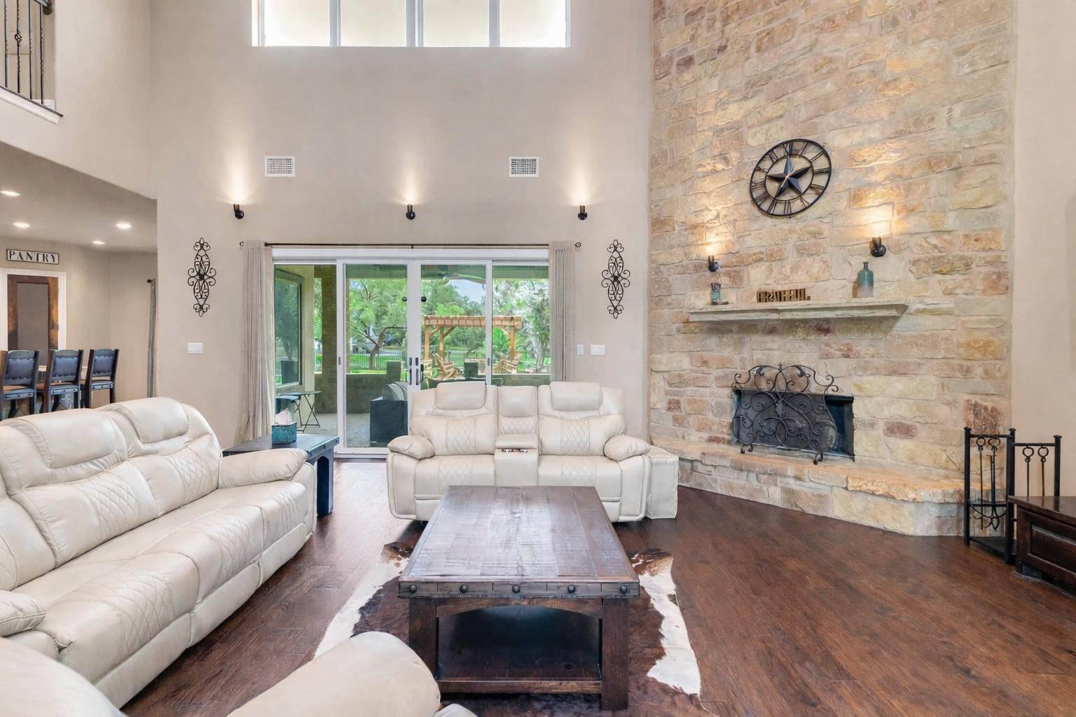 304 Pheasant Meadow Liberty Hill TX 78642