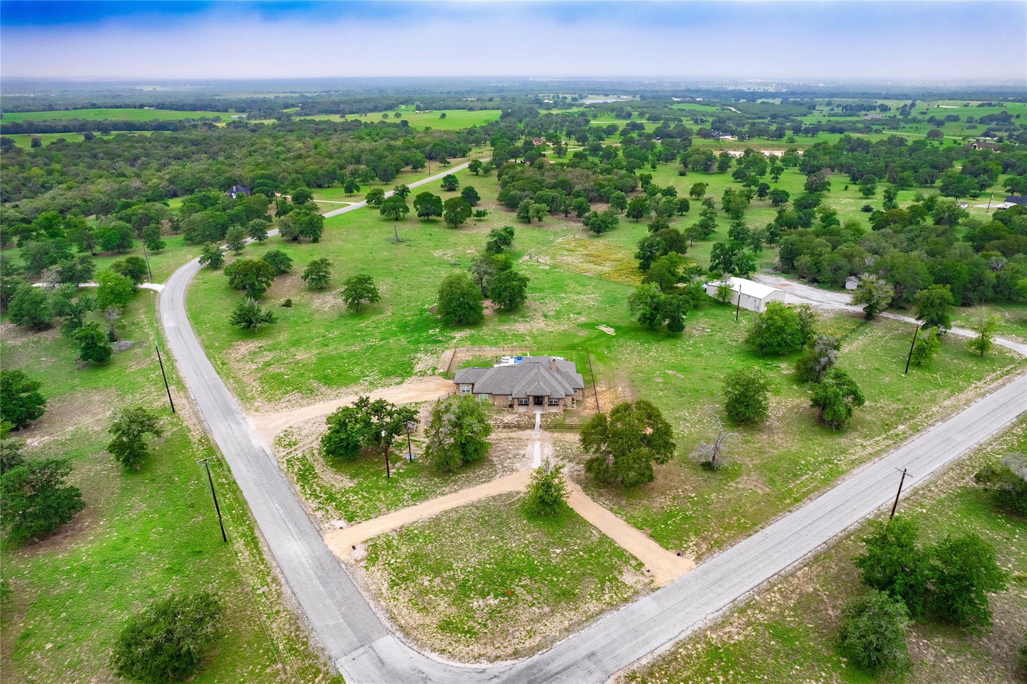 494 Flash Circle Luling TX 78648