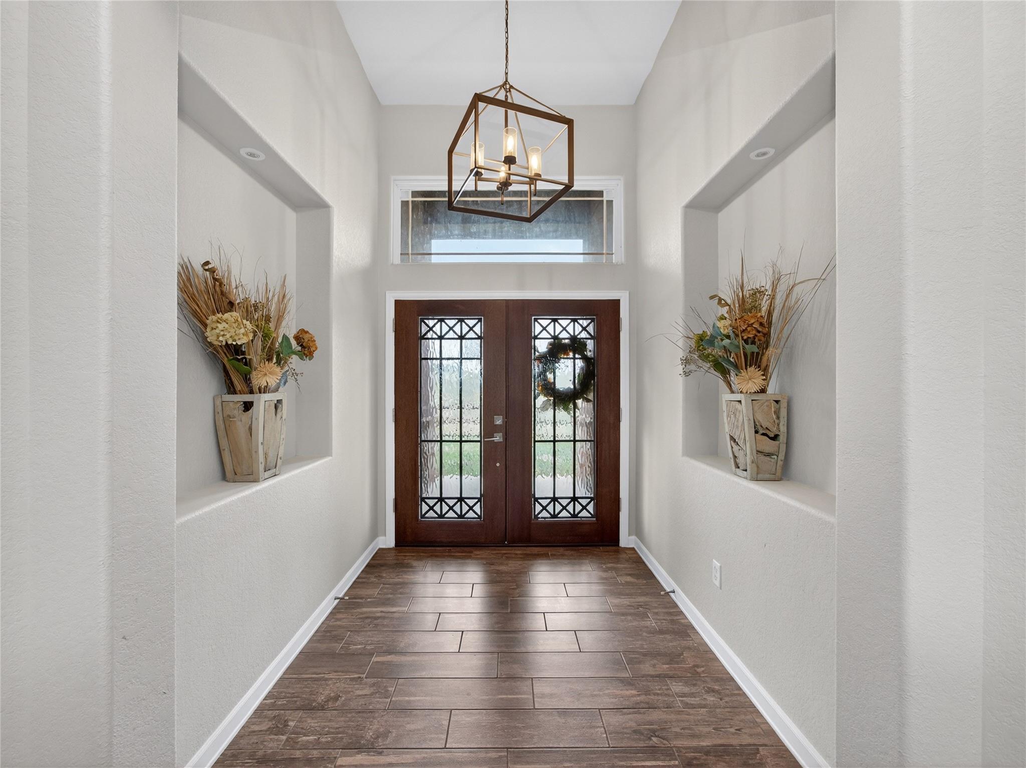 494 Flash Circle Luling TX 78648