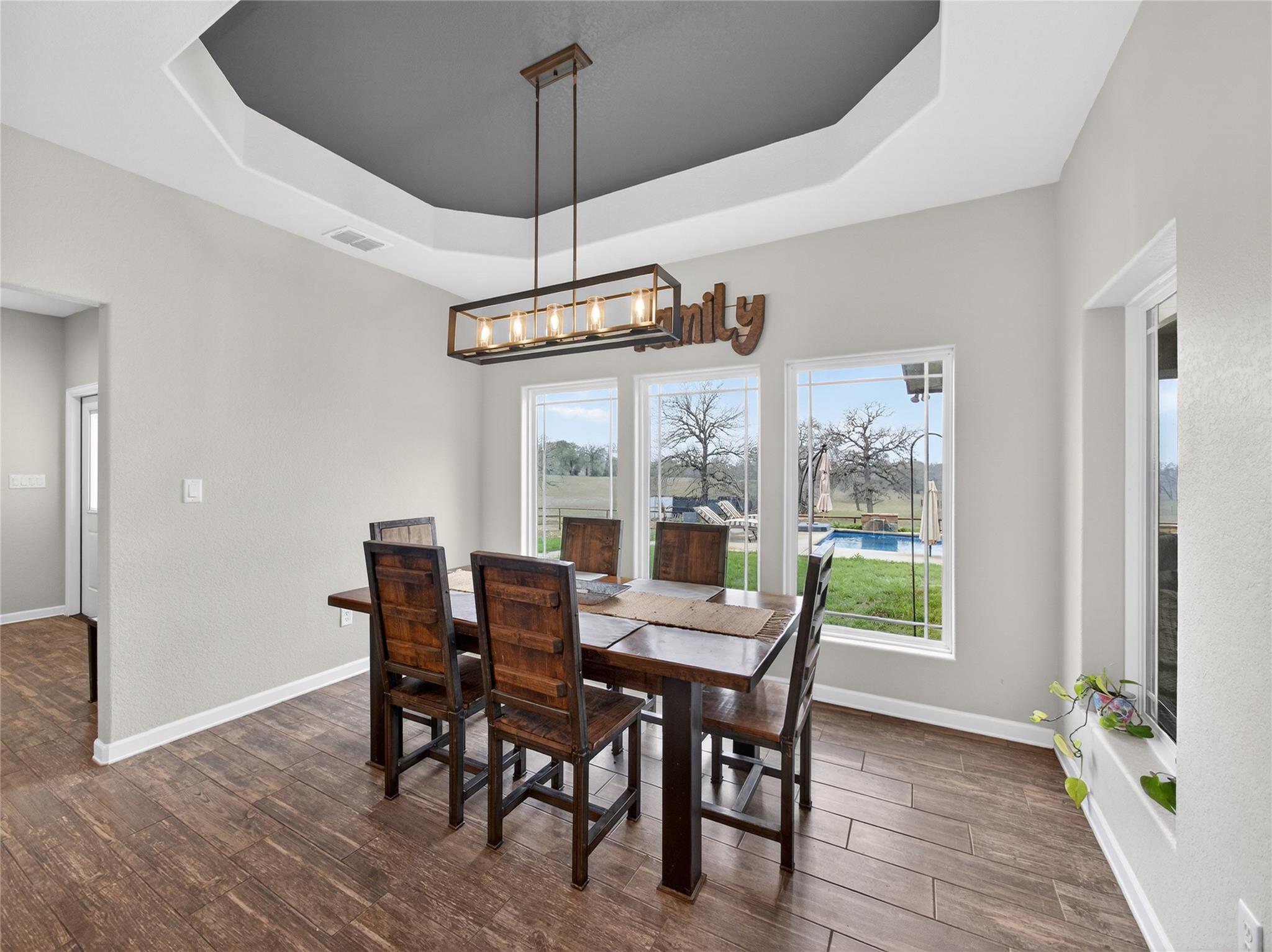 494 Flash Circle Luling TX 78648
