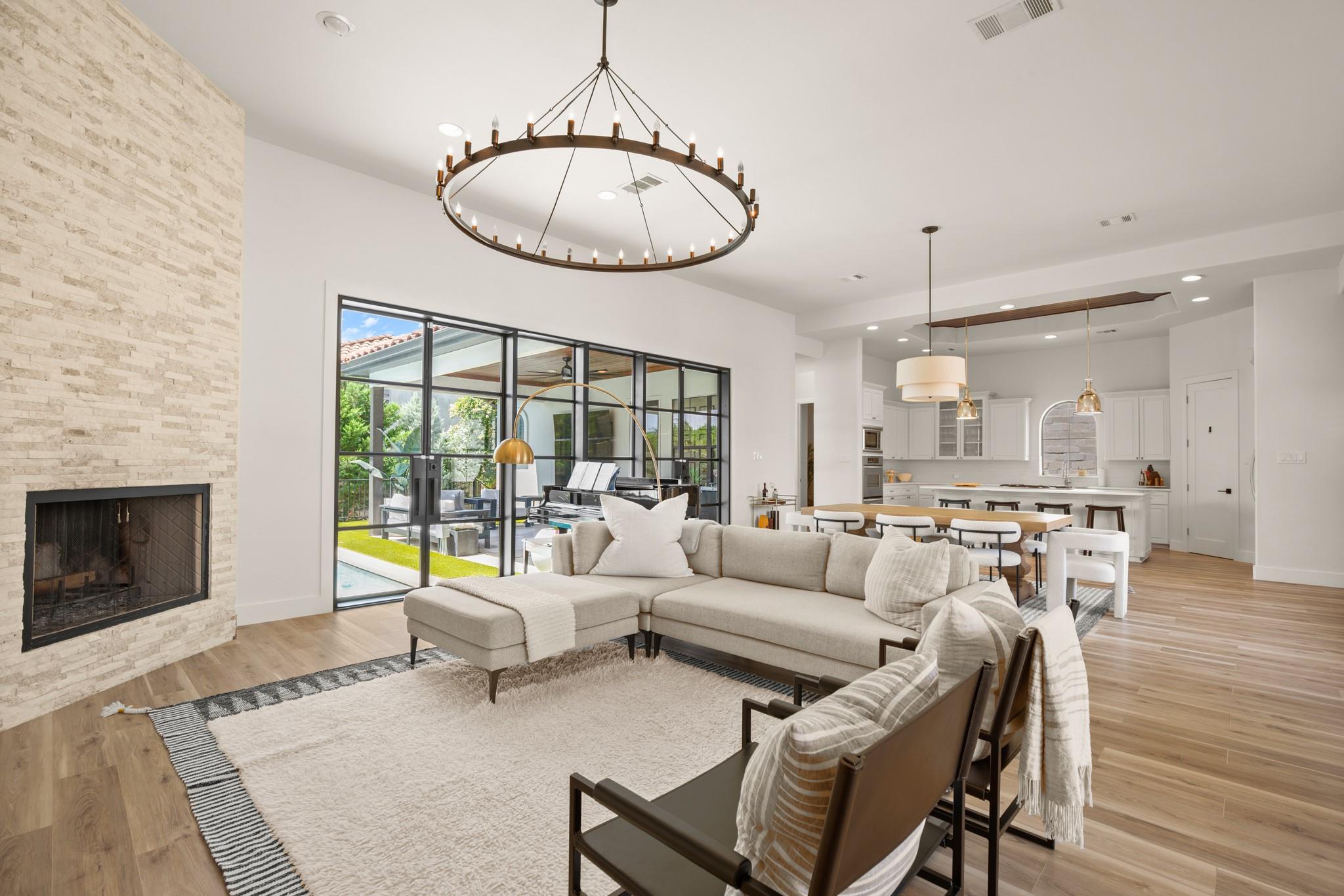 210 Neville Wood Ct Court Austin TX 78738