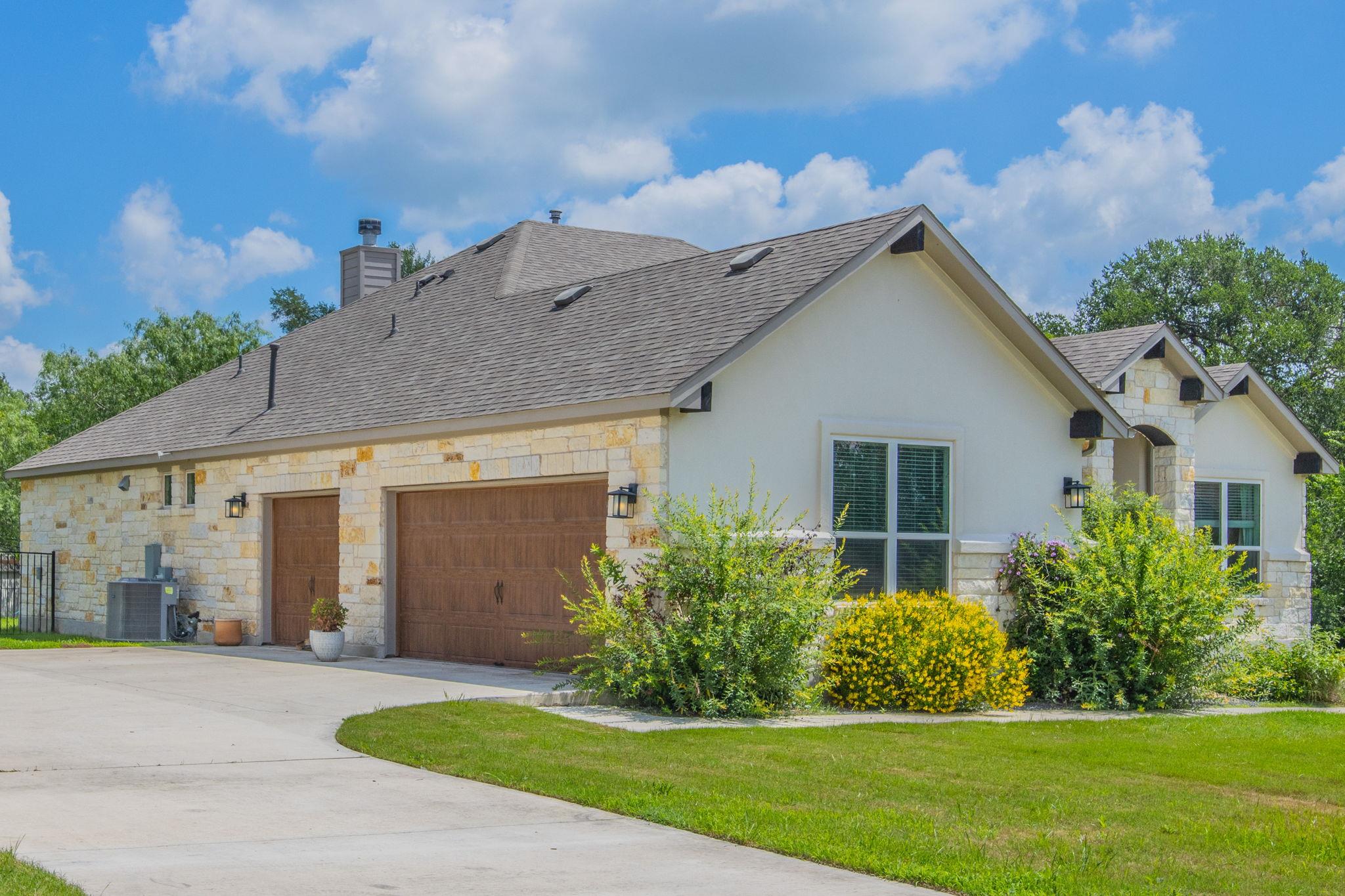 180 Pecos Street Cedar Creek TX 78612