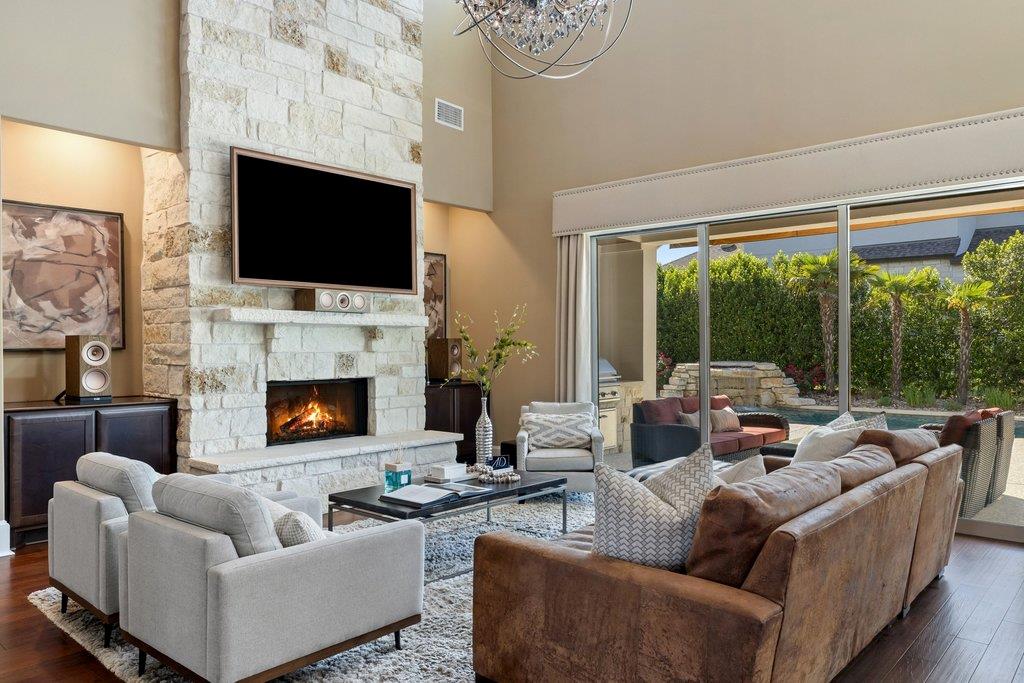 813 Serene Estates Drive Austin TX 78738