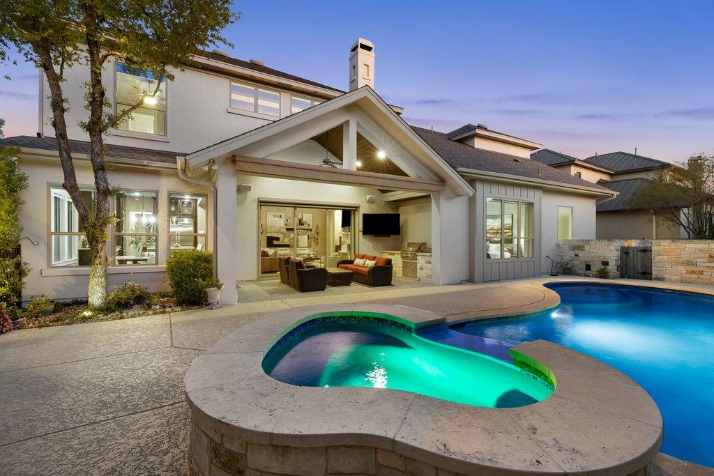 813 Serene Estates Drive Austin TX 78738