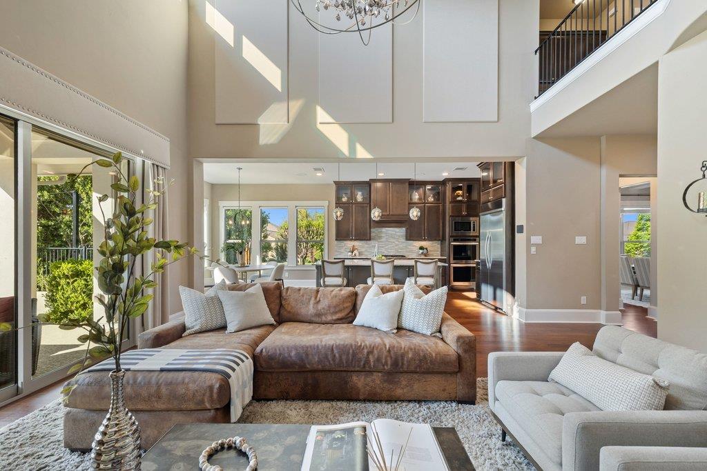 813 Serene Estates Drive Austin TX 78738