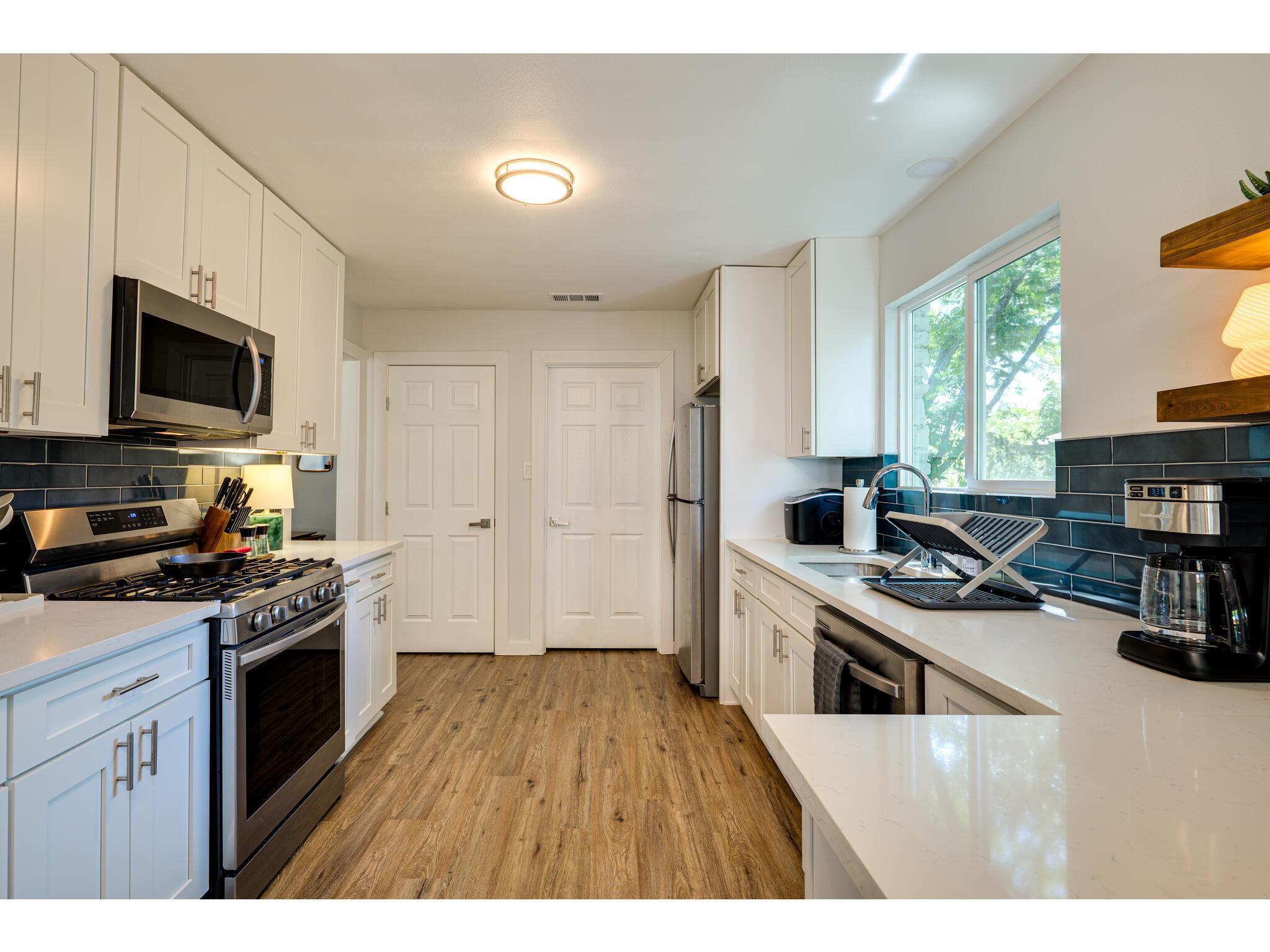 2202 Donna Drive Taylor TX 76574