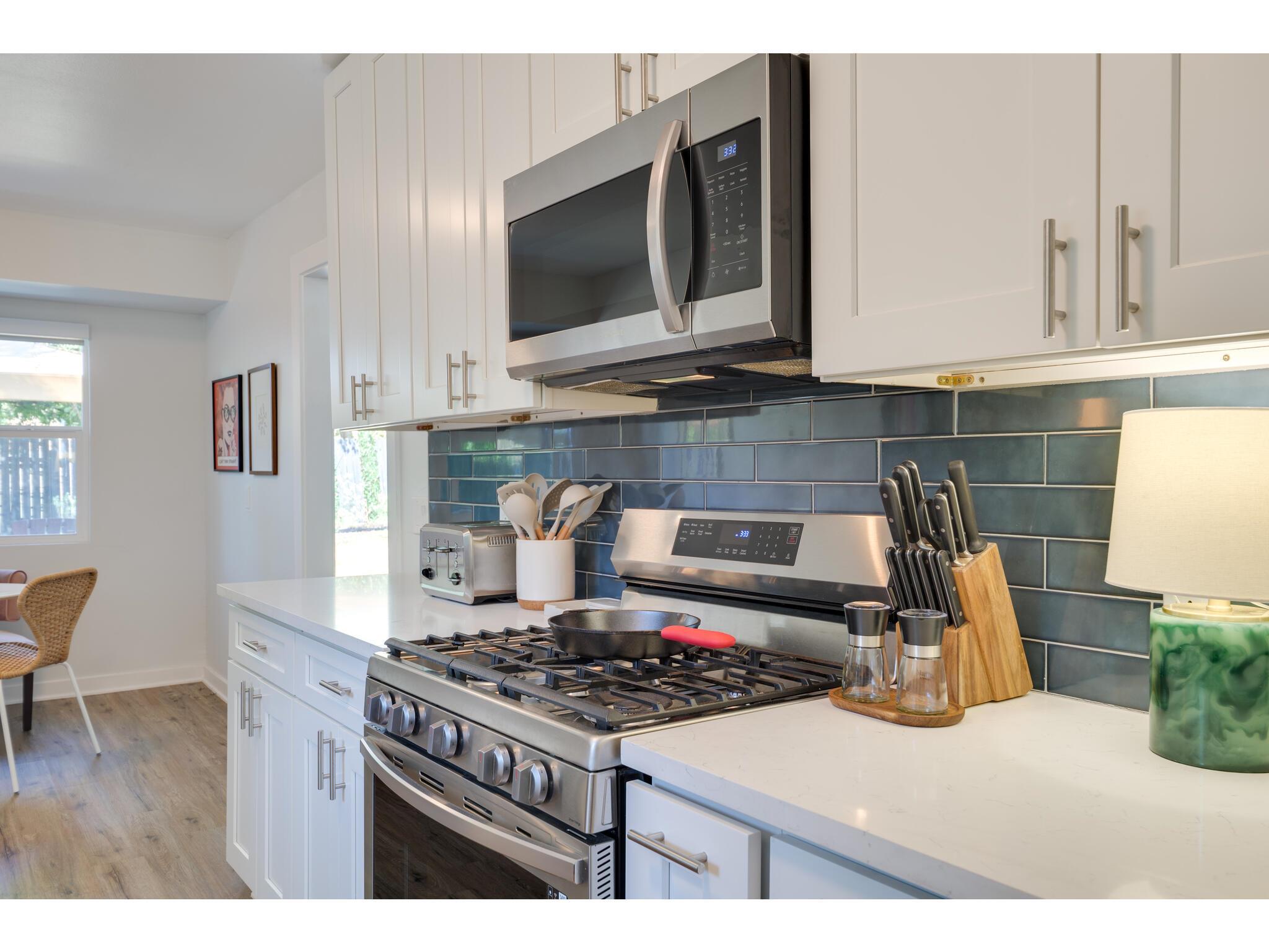2202 Donna Drive Taylor TX 76574