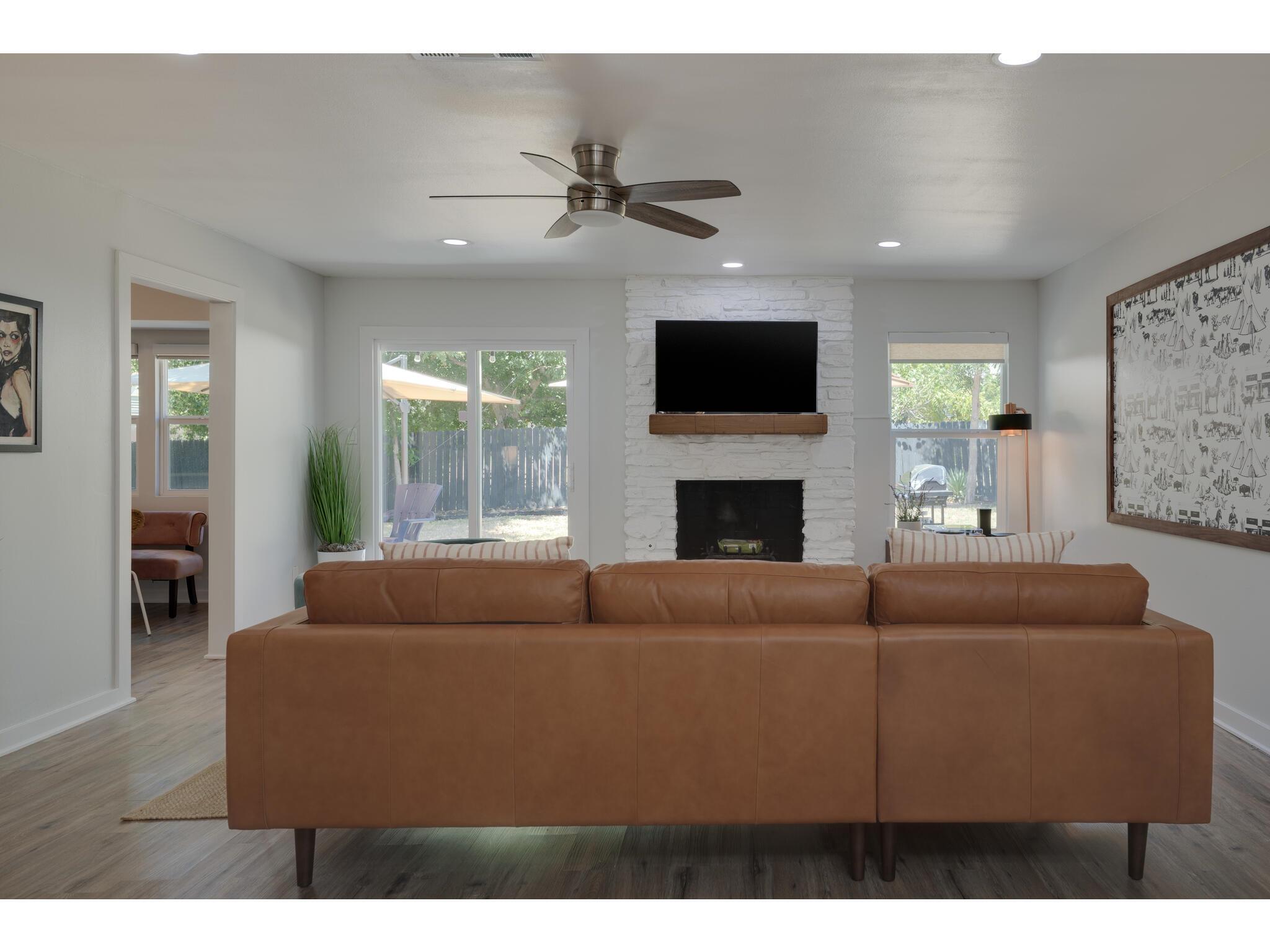 2202 Donna Drive Taylor TX 76574