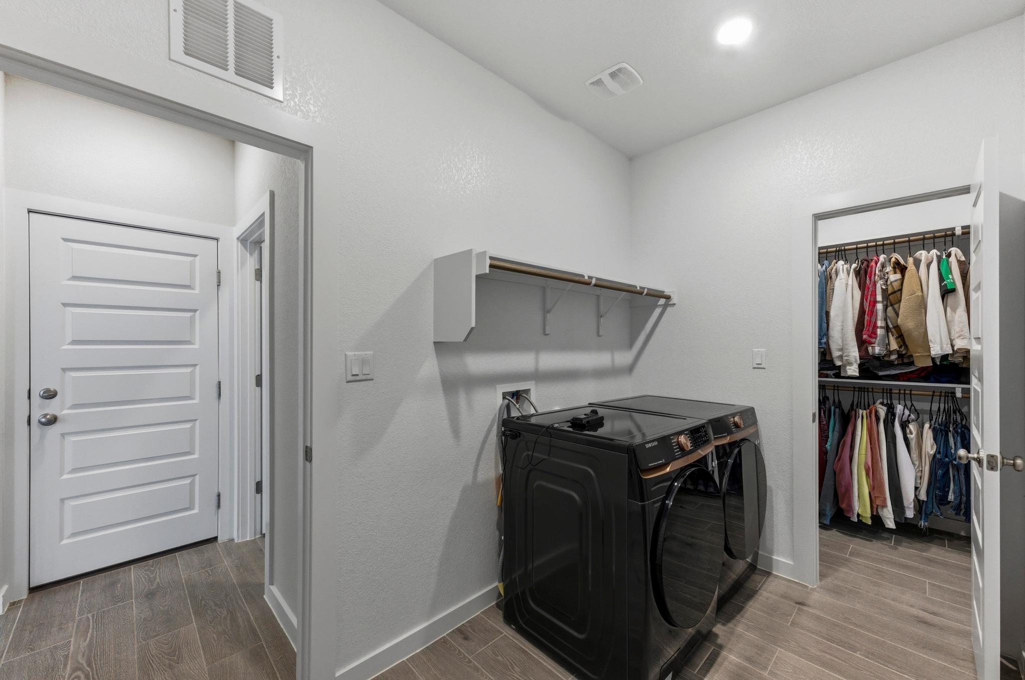 1209 Bluewood Bend Leander TX 78641