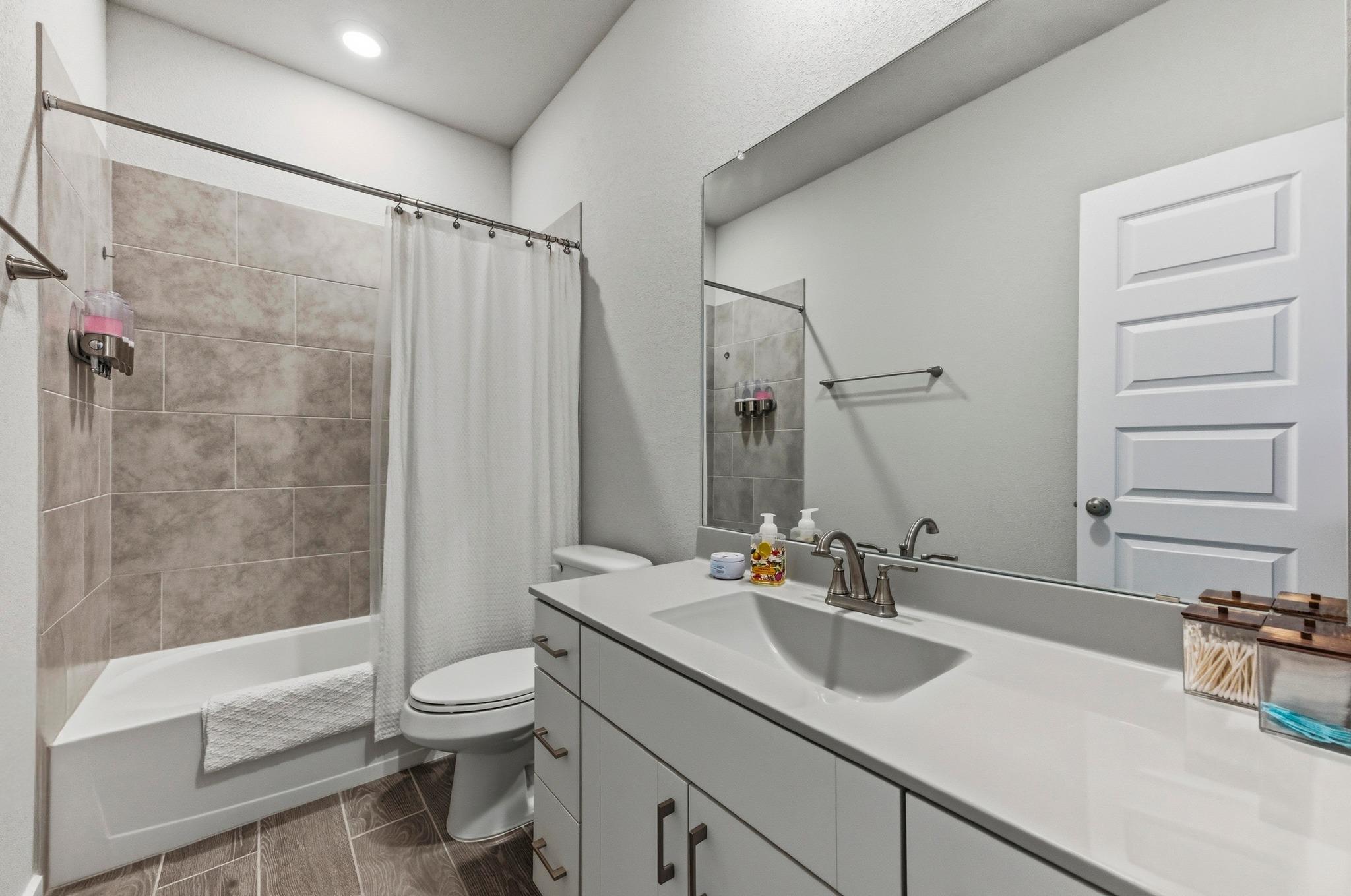 1209 Bluewood Bend Leander TX 78641