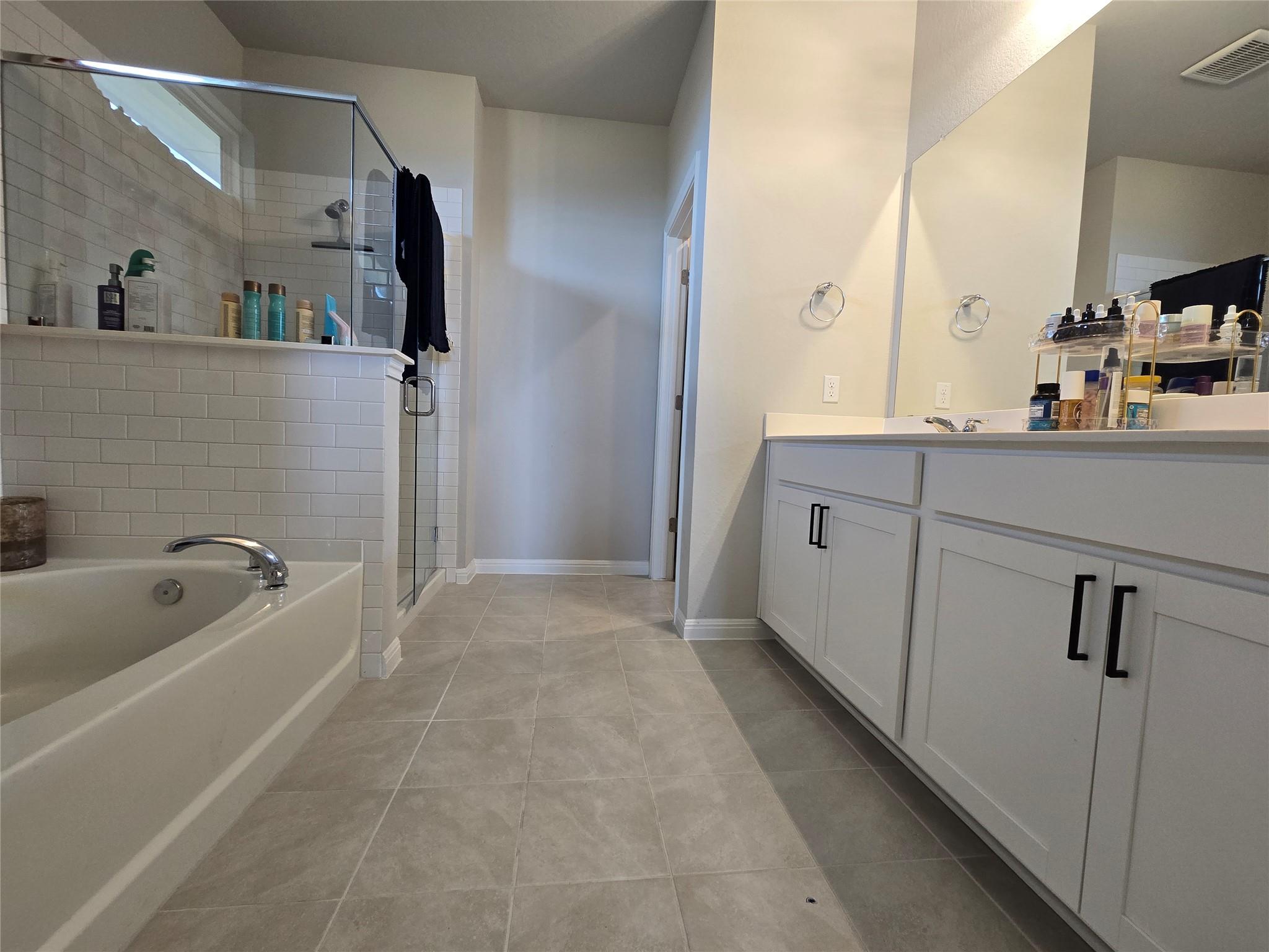 727 Gray Fox Loop Hutto TX 78634