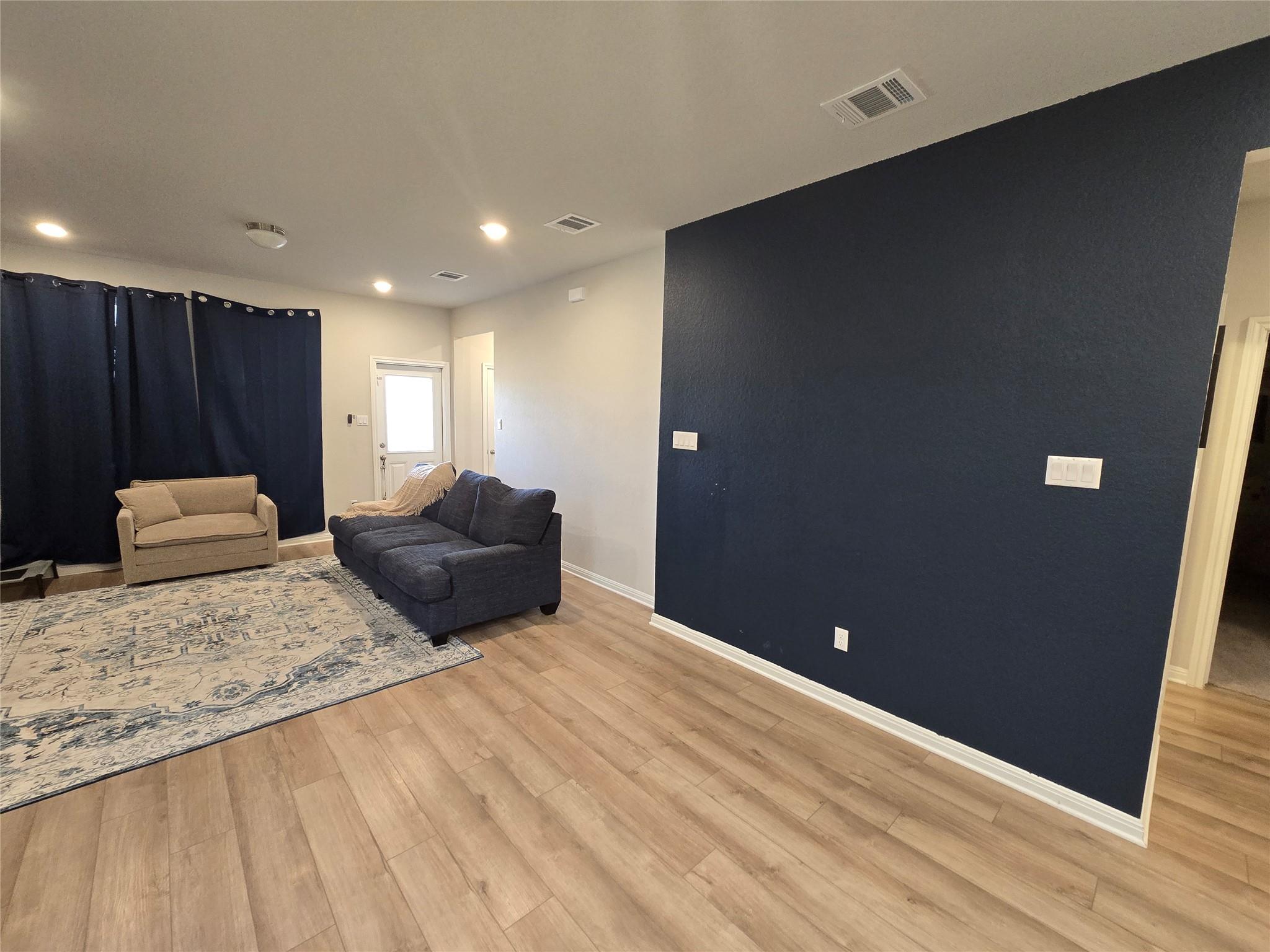 727 Gray Fox Loop Hutto TX 78634