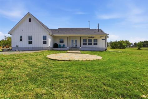 300 County Road 220 Florence TX 76527