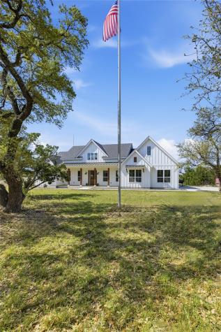 300 County Road 220 Florence TX 76527