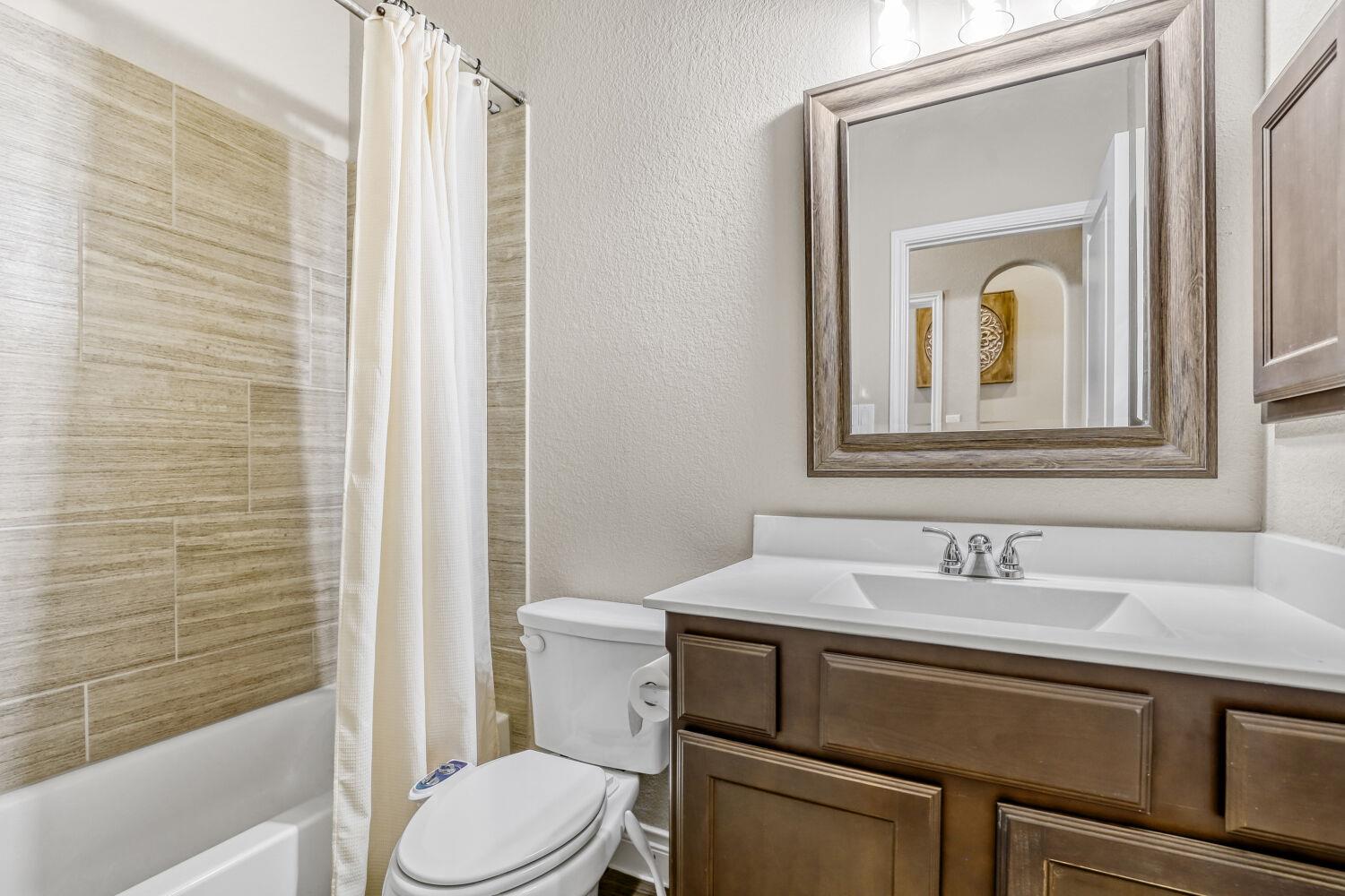 2416 Burberry Lane Leander TX 78641