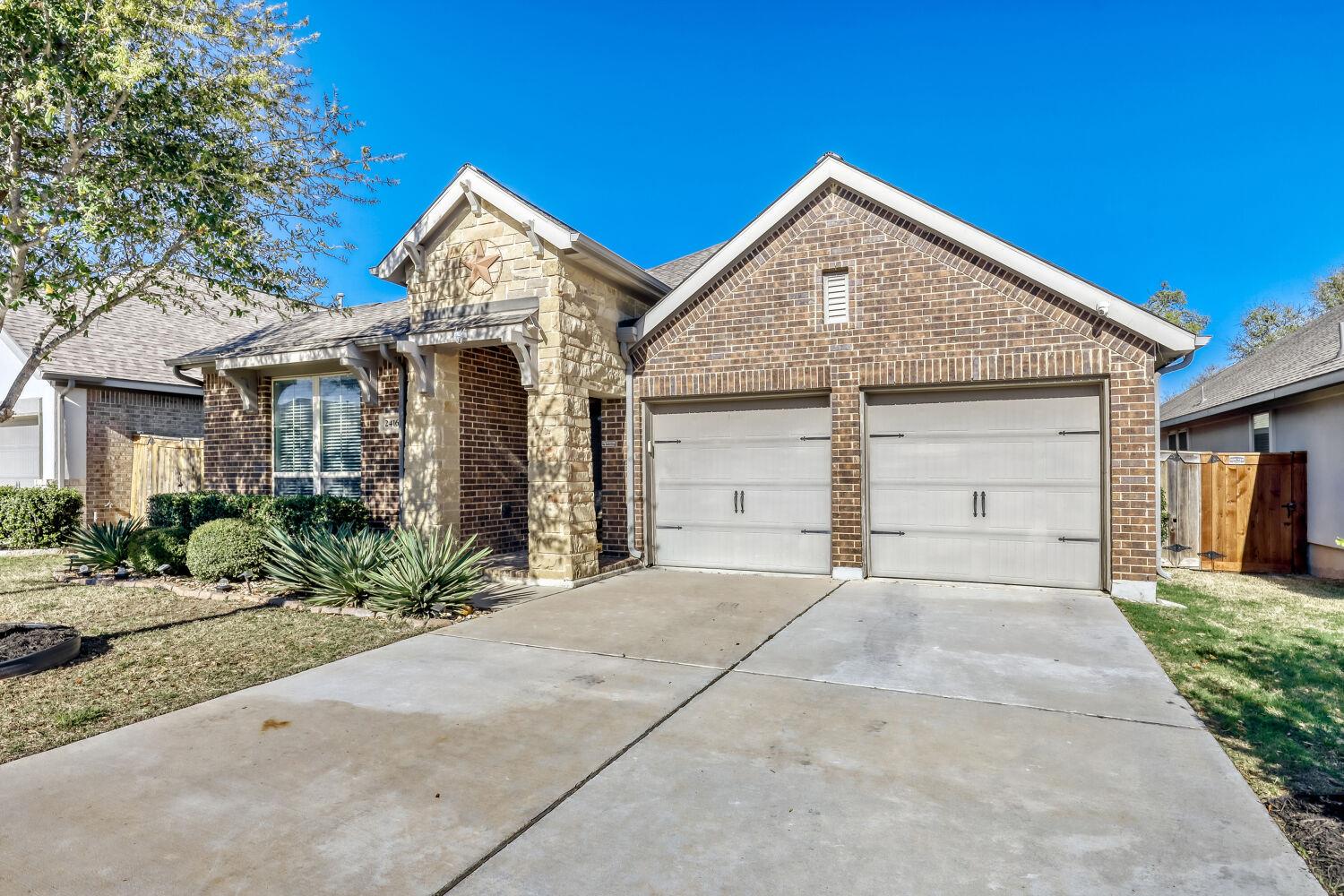 2416 Burberry Lane Leander TX 78641