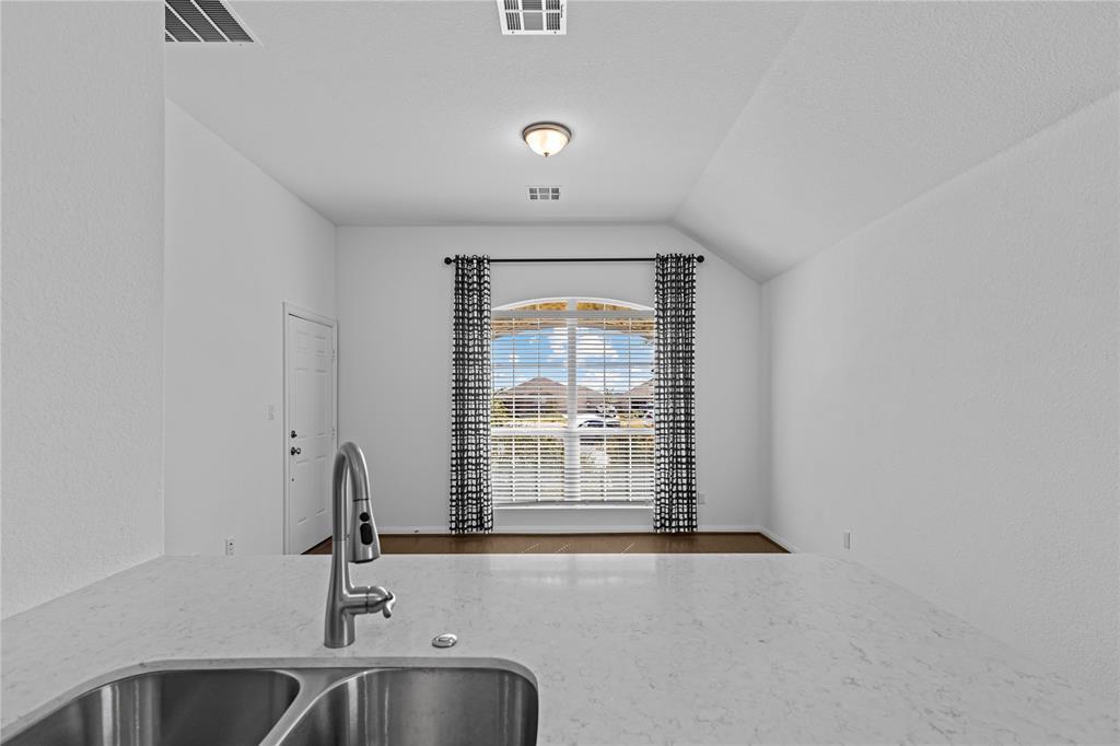 1528 Aspinwall Cove Leander TX 78641