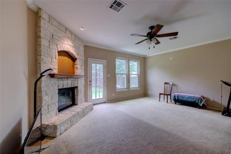 109 Floating Leaf Drive Hutto TX 78634