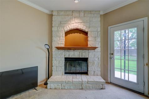 109 Floating Leaf Drive Hutto TX 78634
