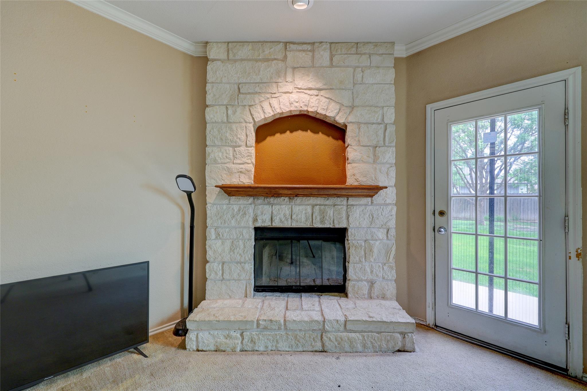 109 Floating Leaf Drive Hutto TX 78634