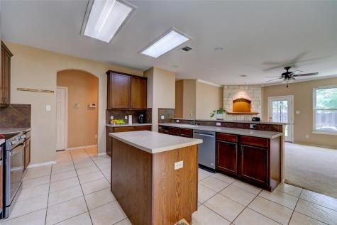 109 Floating Leaf Drive Hutto TX 78634