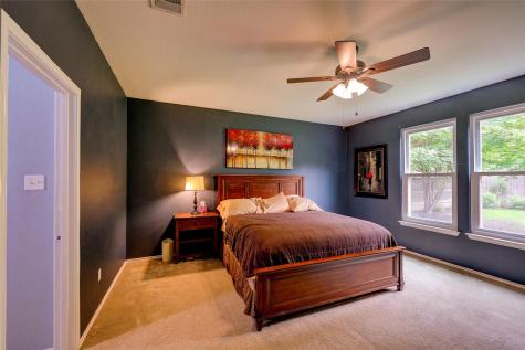 109 Floating Leaf Drive Hutto TX 78634