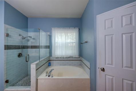 109 Floating Leaf Drive Hutto TX 78634