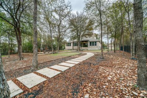 132 Raptor Beak Way Cedar Creek TX 78612