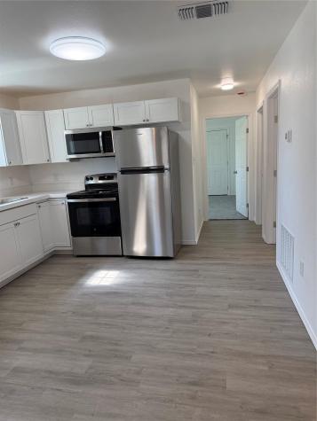 404 Lee Street Smithville TX 78957