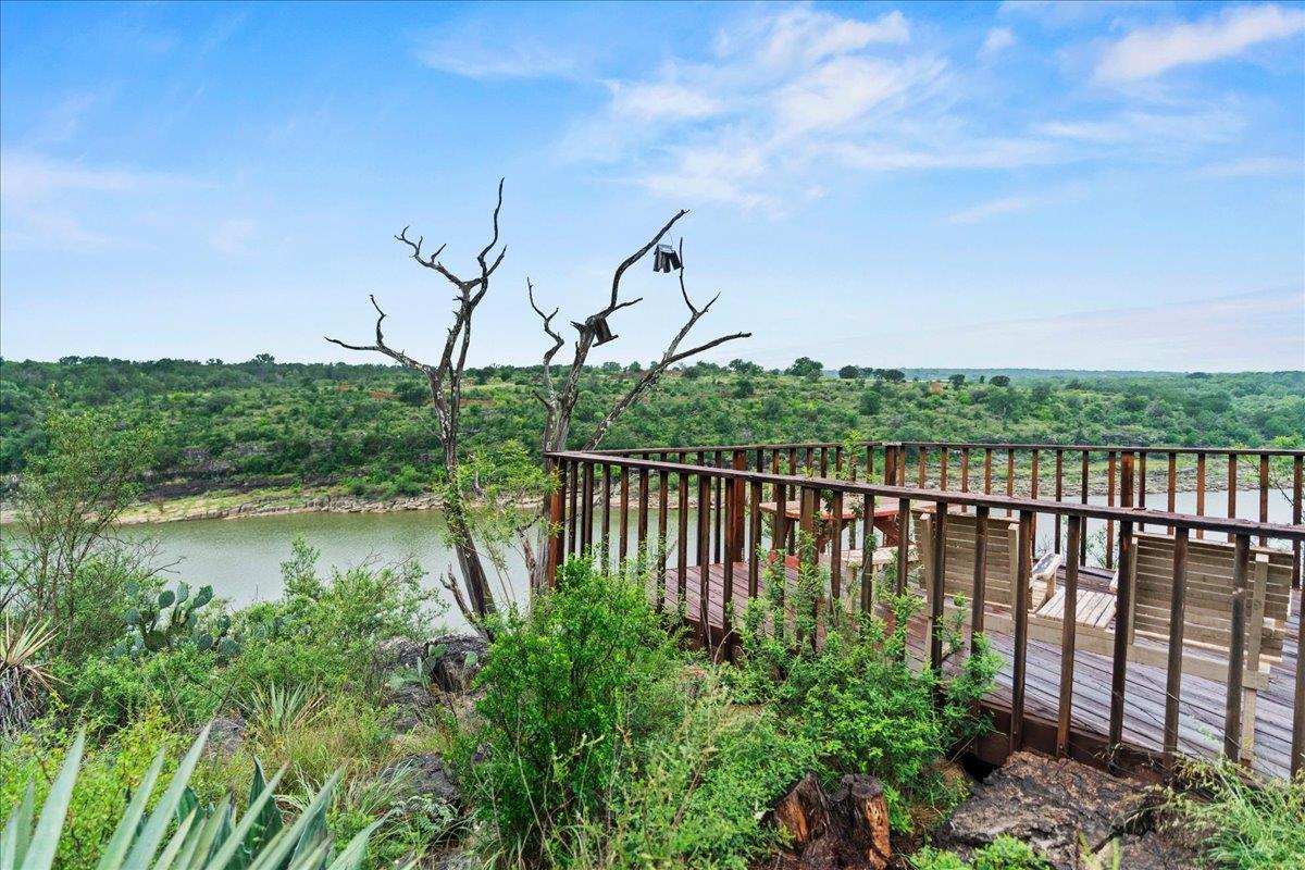 1401 Avenida Serena Marble Falls TX 78654