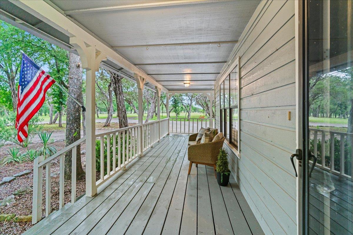 1401 Avenida Serena Marble Falls TX 78654