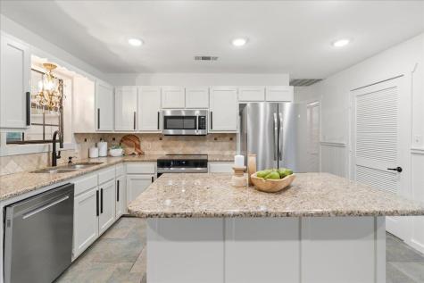 1401 Avenida Serena Marble Falls TX 78654