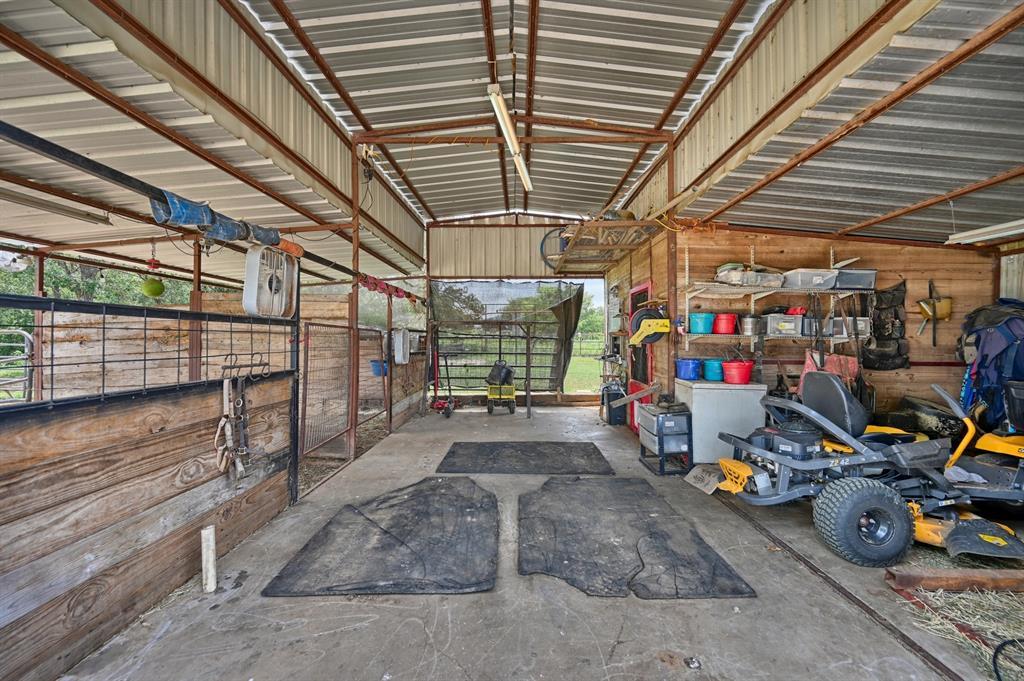 4057 W Highway 21 Paige TX 78659