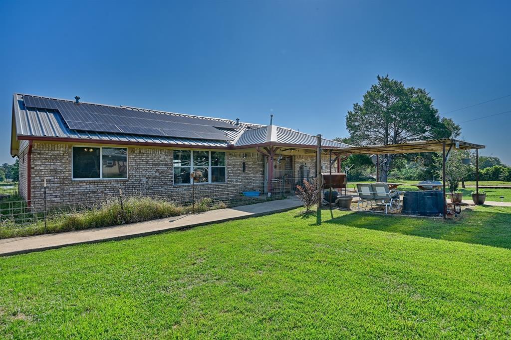 4057 W Highway 21 Paige TX 78659