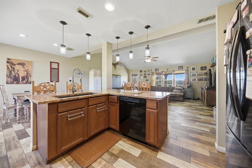 4057 W Highway 21 Paige TX 78659