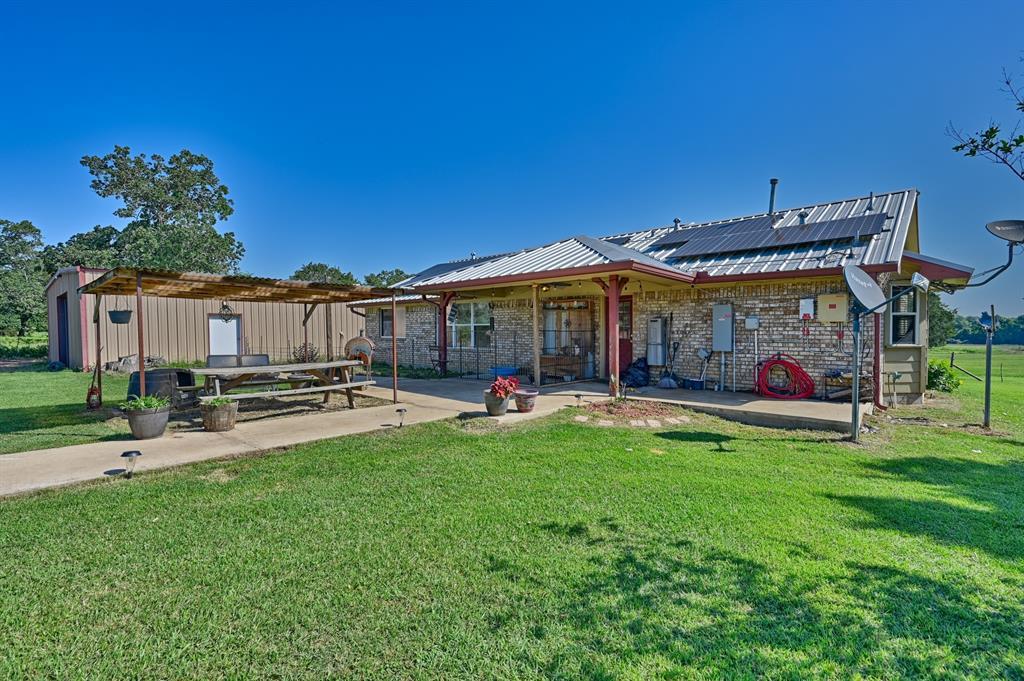 4057 W Highway 21 Paige TX 78659