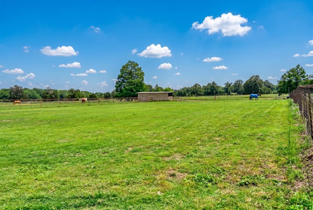 4057 W Highway 21 Paige TX 78659