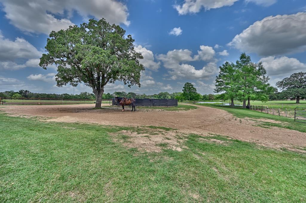 4057 W Highway 21 Paige TX 78659