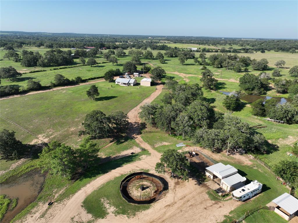 4057 W Highway 21 Paige TX 78659