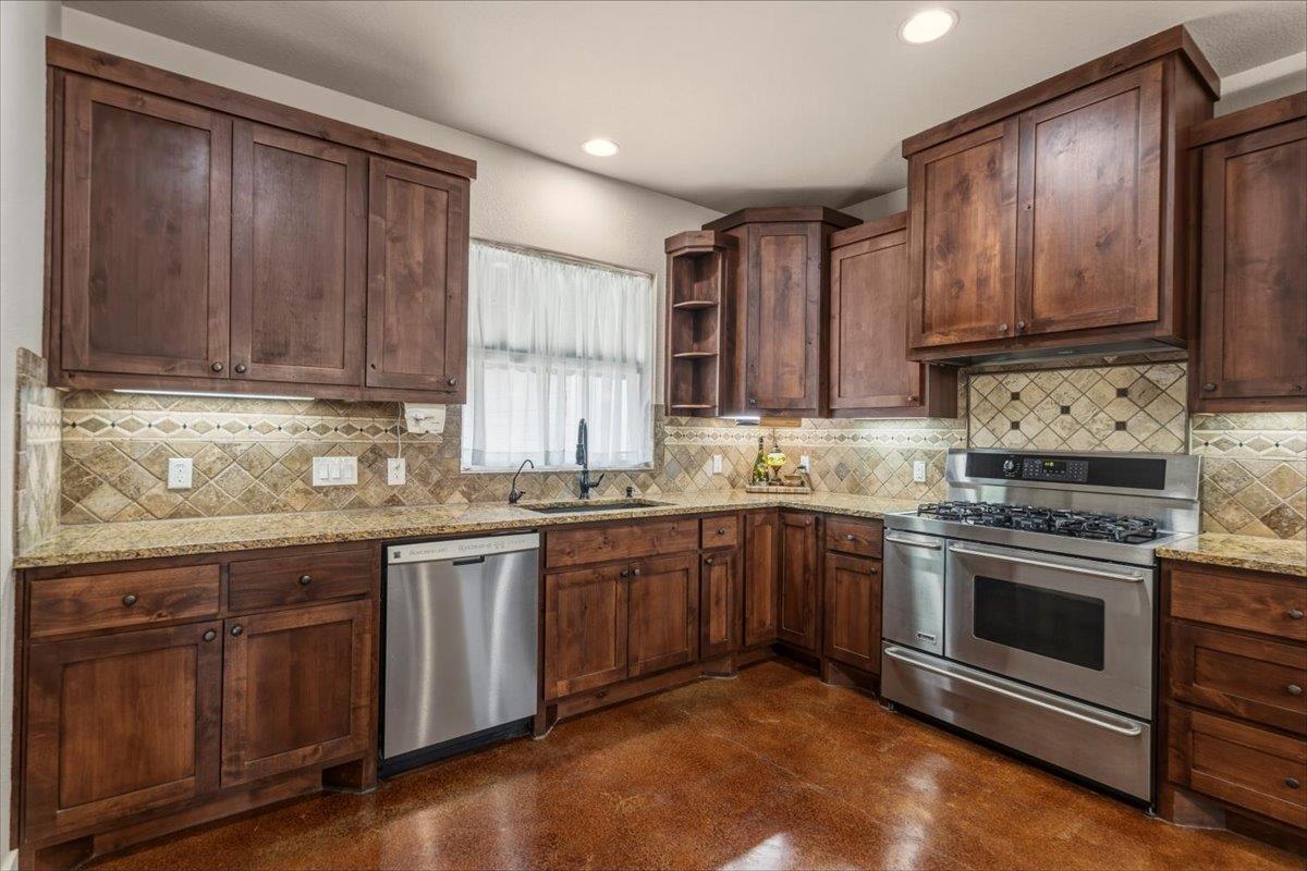 138 Wood Hollow Court Bastrop TX 78602