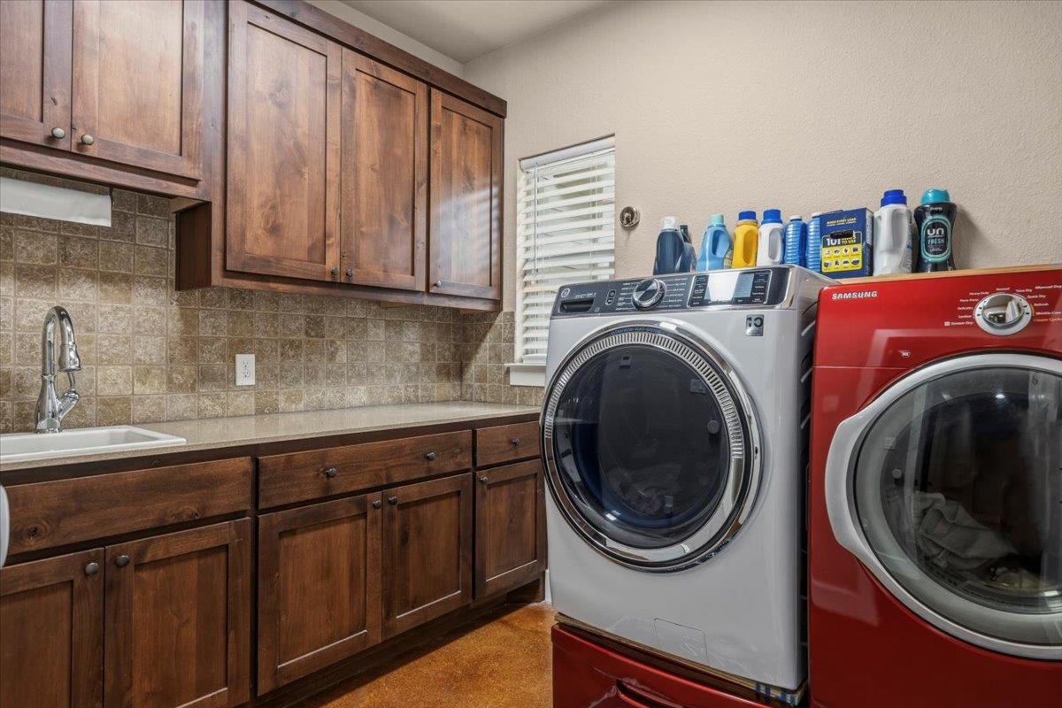 138 Wood Hollow Court Bastrop TX 78602