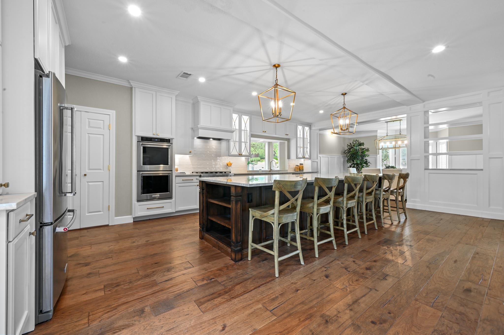 6511 Torrey Pines Cove Austin TX 78746