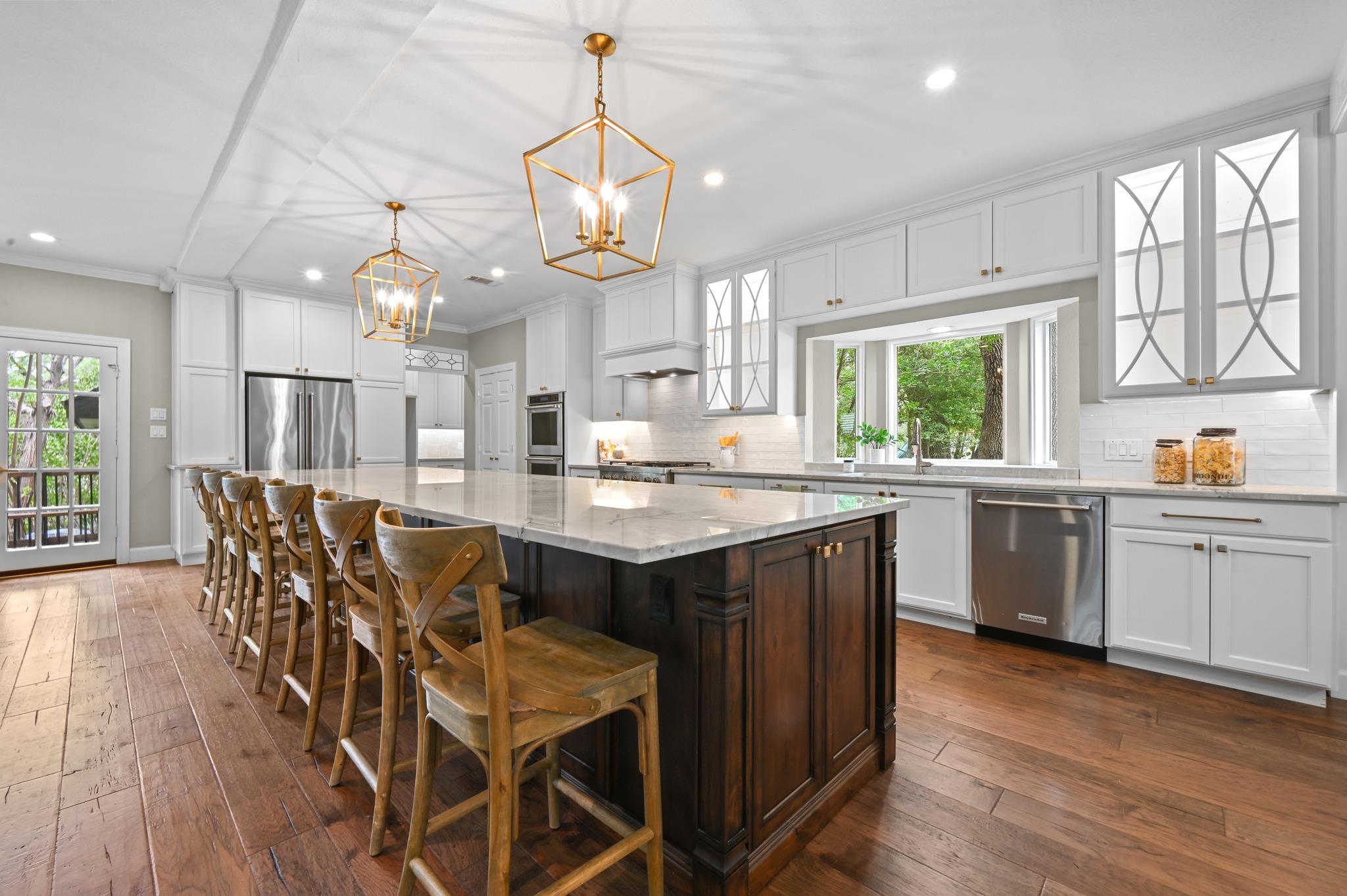 6511 Torrey Pines Cove Austin TX 78746
