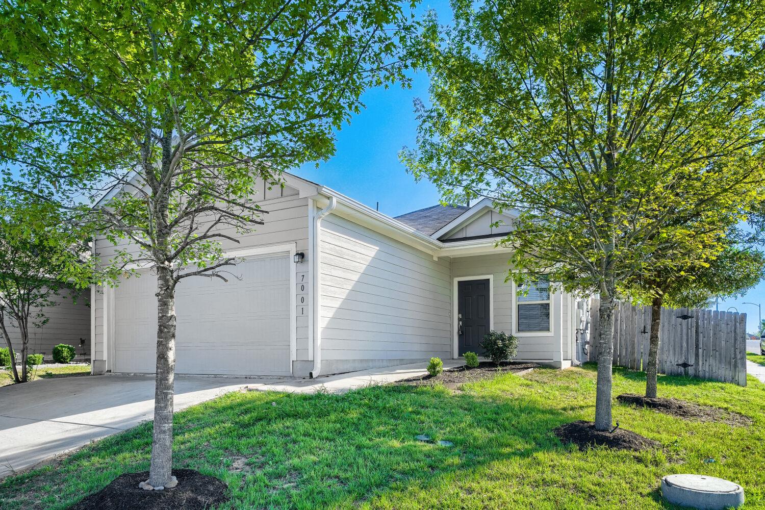 7001 Tonka Lane Austin TX 78744