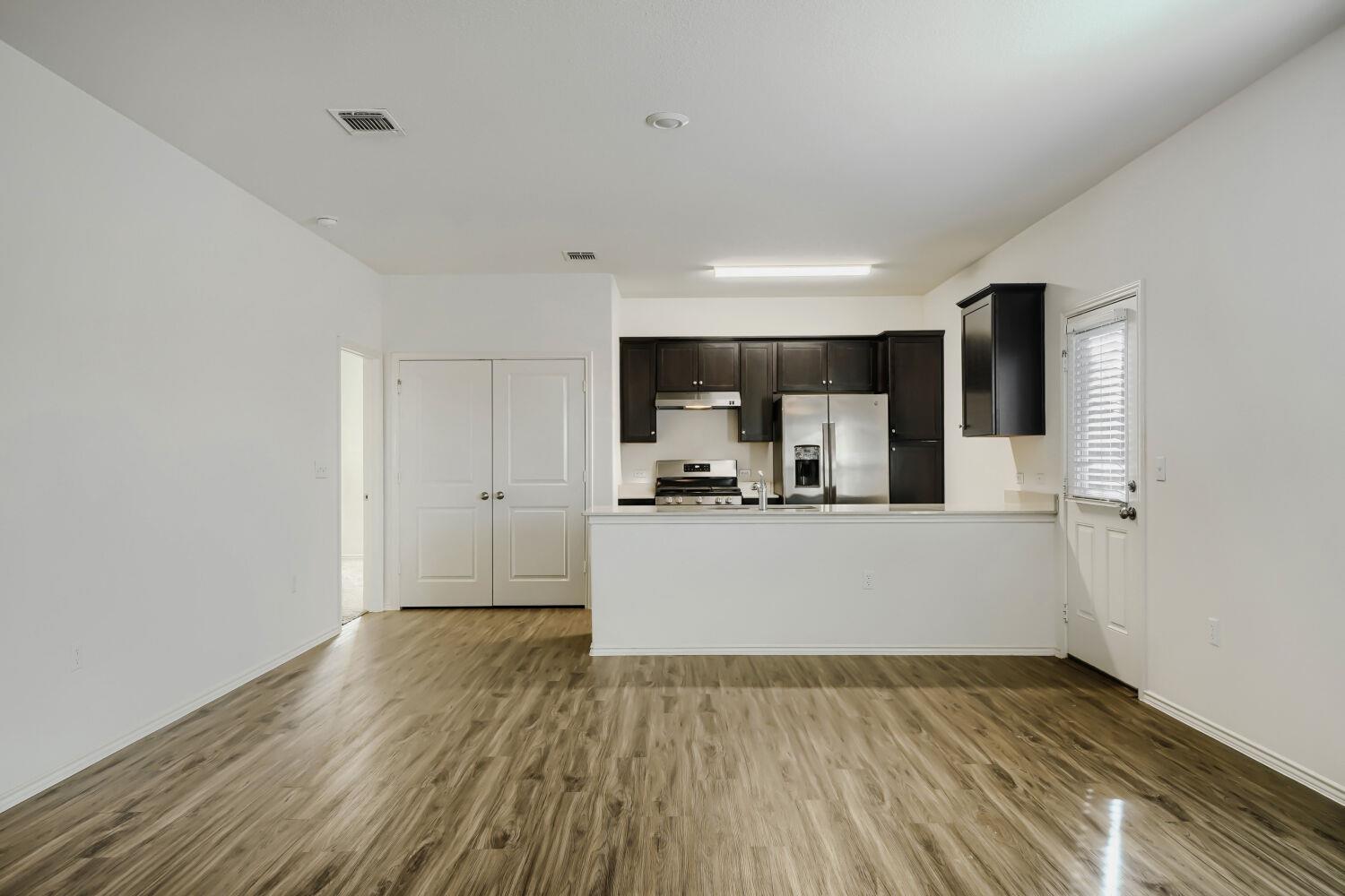 7001 Tonka Lane Austin TX 78744